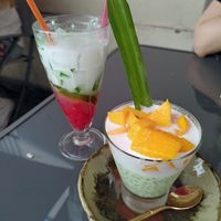 Desserts: Trois couleurs + Tapioca at Buja Vegetarien in Paris