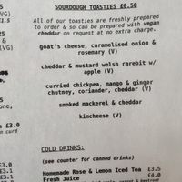 No longer fully veggie. Has a mackerel toastie 👎 at Albatross Café in Bristol