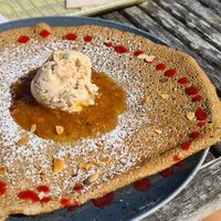 Vegan sweet crêpe with cloudberry jam and salted caramel icecream at Crêperie Tati in Faro