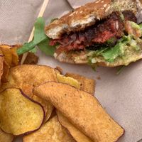 Veggie Burger at Quiosque das Maçãs in Colares