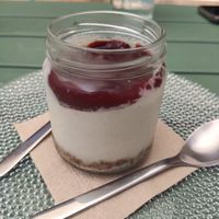 Cheesecake vegana at Brio in Tarifa