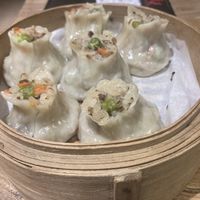 Veggie dumplings   at RúShì Shū 如是蔬 in Sanya