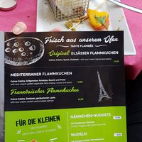 Vegetarian options: flammkuchen at Das Meyers in Cochem
