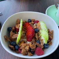 Overnight Oats at Nourish in Kangaroo Point