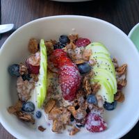 Overnight Oats at Nourish in Kangaroo Point