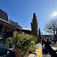 Heerlijk groot terras   at De Waldhoorn in Otterlo