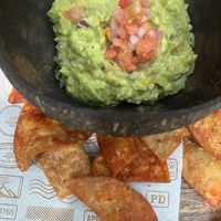 Nachos con guacamole   at Voltereta in Valencia