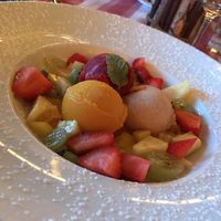 Dreierlei Fruchtsorbet (Birne, Mango, Himbeere) at Löffel's Landhaus in Muenstermaifeld