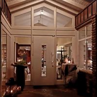 Der ansprechende Eingangsbeteich. at Waldhotel zum Bergsee in Damme