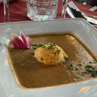 Spicy carpaccio with tomato sorbet at Au Vieux Gassin in Gassin