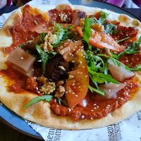 Flatbread uit de oven. at Semsom in Groningen