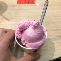 Strawberry and Banana at Krauss Eisdiele in Oldenburg