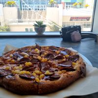Pizza hawaïenne at Down 2 Earth Plant Based Cuisine in Las Vegas