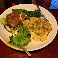 Mac and cheese and buffalo tempe. The mac is so banging the broccolini is chef’s kiss!!  at Sprig and Vine in New Hope