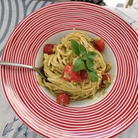 Avacado pesto linguini at Naxian Capriccio in Naxos