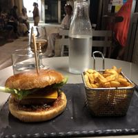 Beyond burger  at Bistrot Steak House in Saint-remy-de-provence