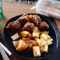 Lentil meatballs at La Petita Vegana  in Barcelona