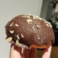 Veganer nougat ofenkrapfen at Vitalia Reformhaus- Jörgstr in Munich