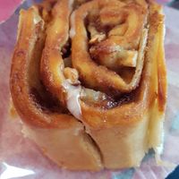 Vegan apple cinnamon roll at Vitalia Reformhaus- Jörgstr in Munich