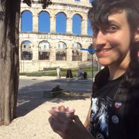 Ice cream next to the roman amphitheatre in Pula at Pomaj in Pula