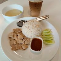 Khao mun gai at Tae Sook Vegan Food in Bangkok