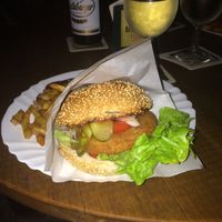 chicken burger at vego Foodworld in Berlin