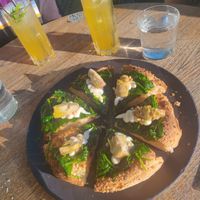 Vegan pizza at Fetiche in Ljubljana