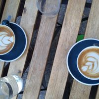 Cappuccino et lattè vegan at Prélude in Rouen