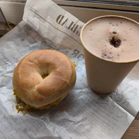Hummus bagel and hot chocolate at Skool Beans in Vik
