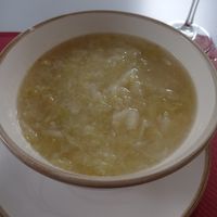 Caldo gallego vegano at Duas Ruas Bodeguilla in Melide