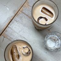 Nitro iced coffees with oat milk  at Szimply in Budapest