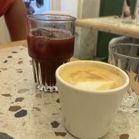 coffee and juice options  at Szimply in Budapest