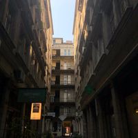 Restaurant Courtyard  at Szimply in Budapest