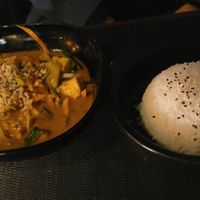 Erdnuss Curry at Be Heroes in Schlieren