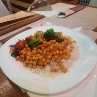 Gluten-free Indian curry at Plant Power in Novi Sad