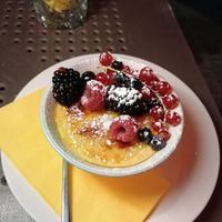 Vegan Creme Brulee at Stern in Villach