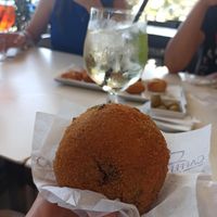 Arancino Vegan zucchine e melanzane at Caffè Epoca in Catania