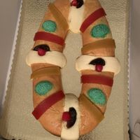 Rosca de reyes for 3 kings day at Toluca Bakery and Cafe in Los Angeles