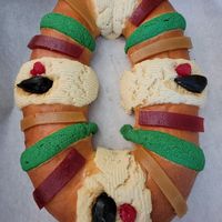 Rosca! at Toluca Bakery and Cafe in Los Angeles
