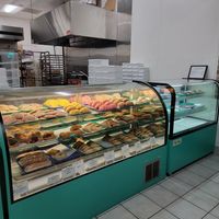 100% Vegan at Toluca Bakery and Cafe in Los Angeles
