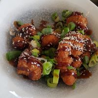 Cauliflower wings at Gestrand in Overveen