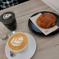 Flat white, black metal, coucke au chocolat at Lucifer Lives in Brussels