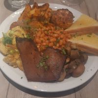 Vegan English breakfast with cheese toast at Lucifer Lives in Brussels