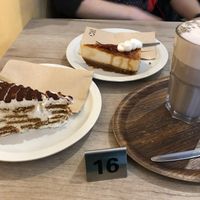 Tiramisu et cheesecake creme brulee at Lucifer Lives in Brussels