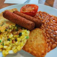 Vegan breakfast with sweetcorn fritters at The Greenwood Tree in Lyndhurst