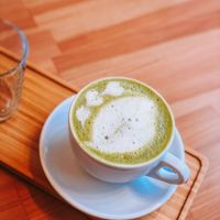 Matcha Latte 🍵 soooo deliiicious ! at SĪTÚ Coffee & Tea in Prague