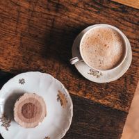 Take away: Chocolate-Mousse-Raw Cake with a Cappuccino ☕️  at SĪTÚ Coffee & Tea in Prague
