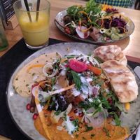 Syrian plate (Fridays) and Marseille pancake at Beb & Bene in Freiburg