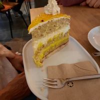 Cake at Das Kaff - Bagel Bar & Coffee Salon in Muelheim