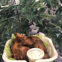 Las mejores alitas de coliflor at La Zanahoria in Bayamon